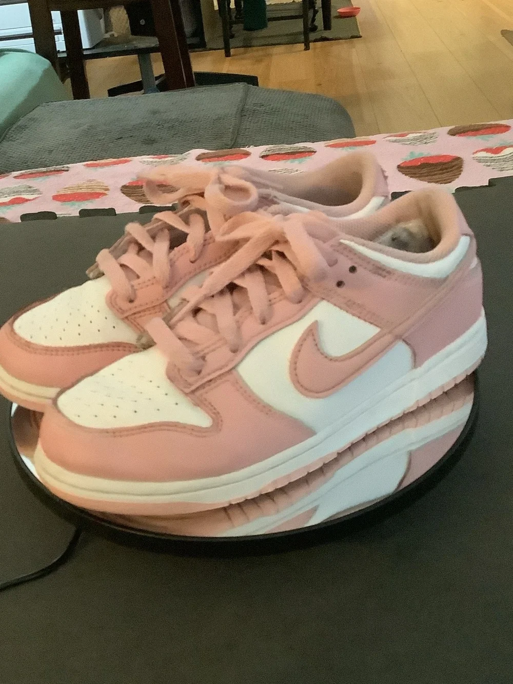 Nike classic low